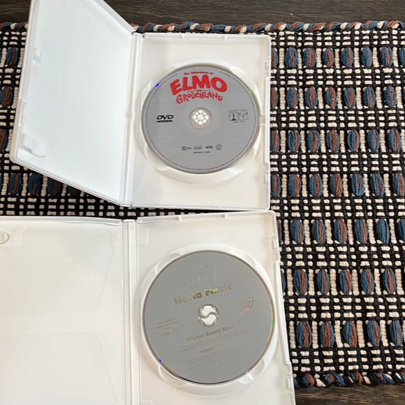 🌟SALE!  3 for $14!!🌟 Elmo and baby Einstein DVDs - Picture 3 of 3